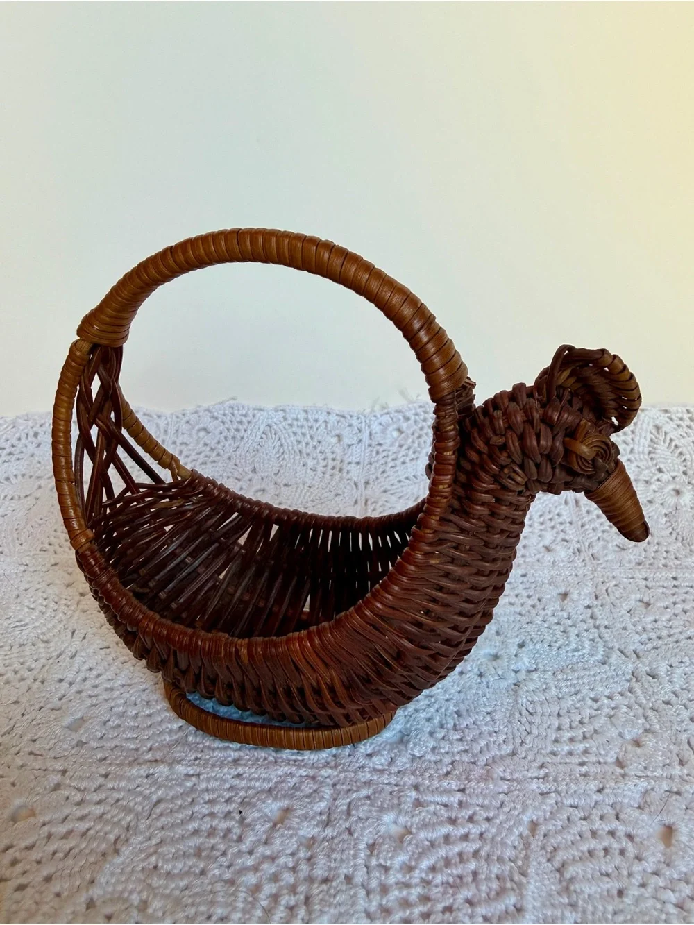Vintage Handwoven Wicker Chicken Basket Rustic Farmhouse Easter Egg Decor